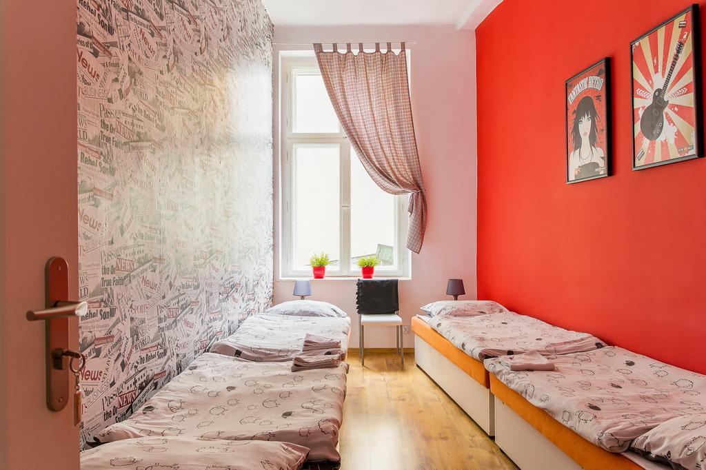 Retro Hostel Poznań Chambre photo