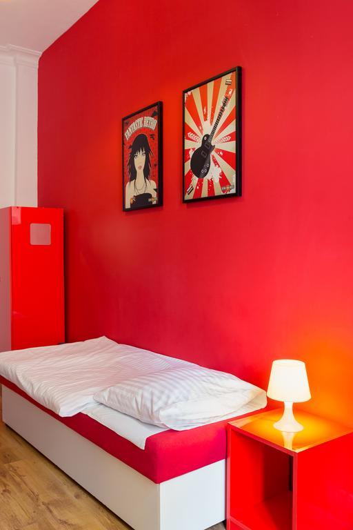 Retro Hostel Poznań Chambre photo