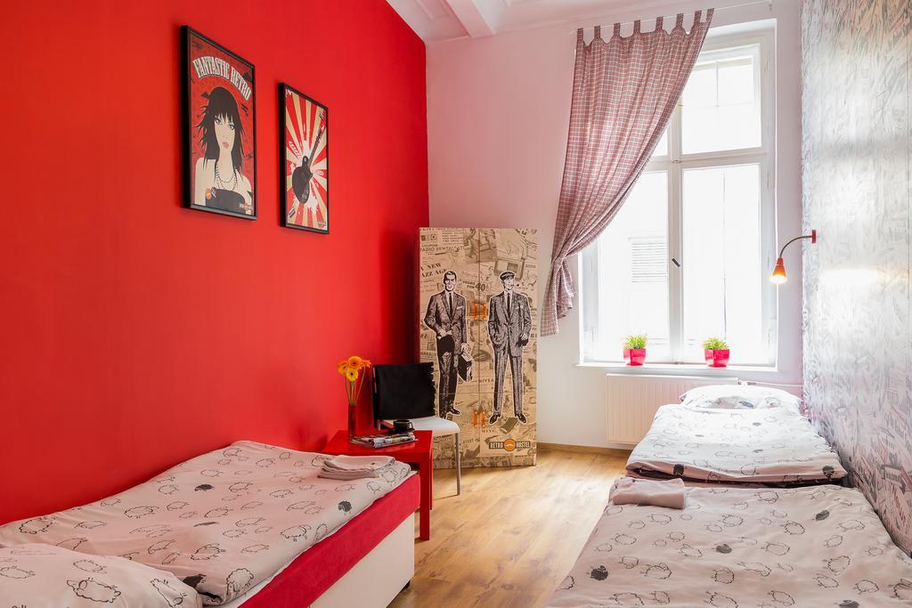 Retro Hostel Poznań Chambre photo